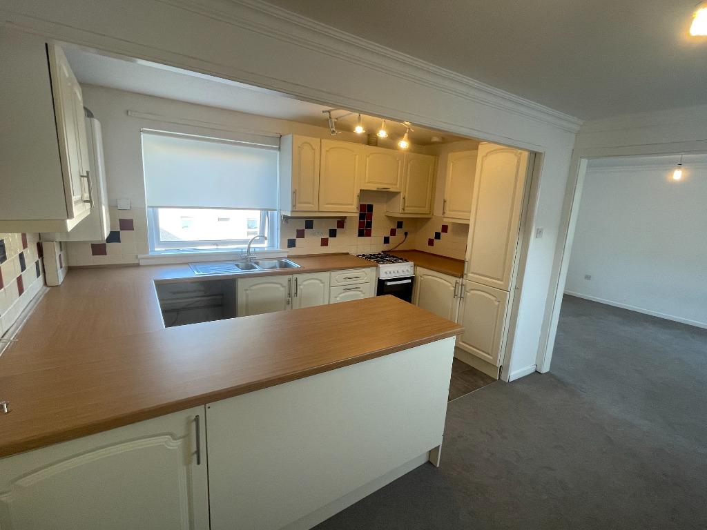 Oak Road, Abronhill, Cumbernauld, G67 2 bed flat £625 pcm (£144 pw)