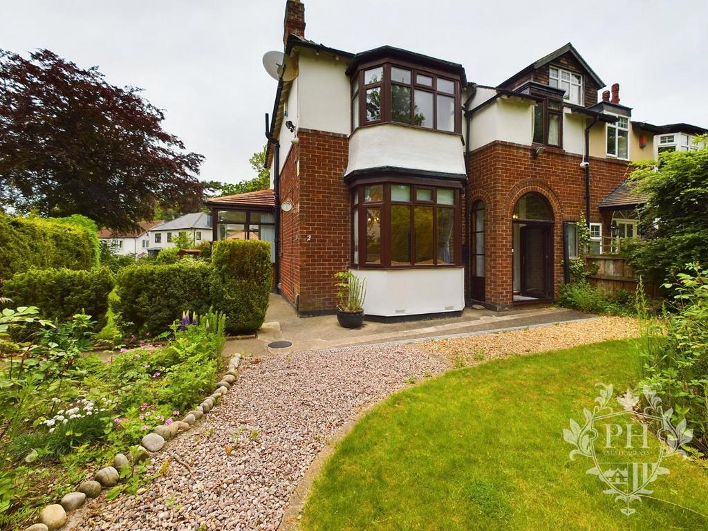 The Grove, MartonInCleveland, Middlesbrough 4 bed semidetached house