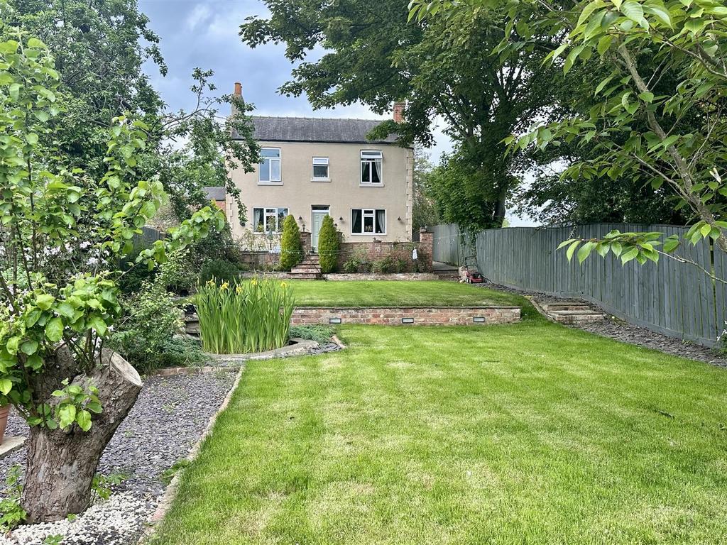 Orchard House, Cockerton Green, Darlington 3 bed semidetached house