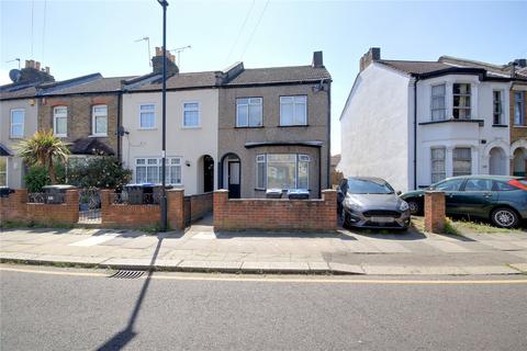 4 bedroom end of terrace house for sale - Mandeville Road, Enfield, EN3