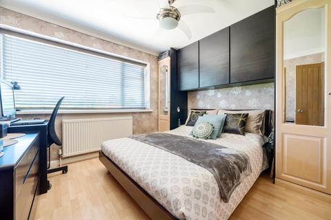 3, Elizabeth Court Yew Tree Road, Slough, SL1 2AH