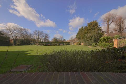 undefined, Ray Mead Road, Maidenhead, SL6