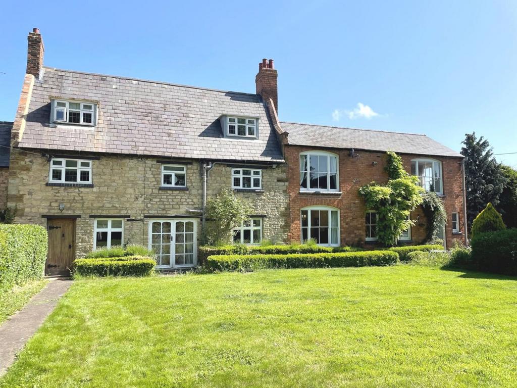 High Street, Collingtree, Northampton NN4 0NE 5 bed character property for sale £700,000