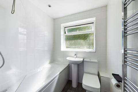 2 bedroom terraced house to rent - Antrim Road , Lincoln LN5
