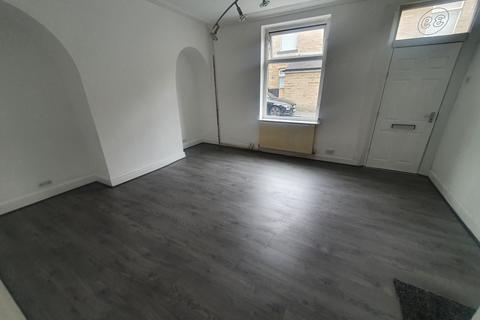 2 bedroom terraced house to rent, Howard Street, Halifax, West Yorkshire