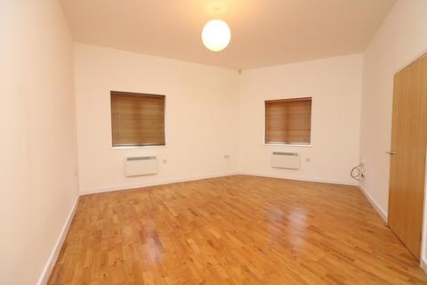 2 bedroom flat to rent, Stevenage Road, Hitchin, SG4