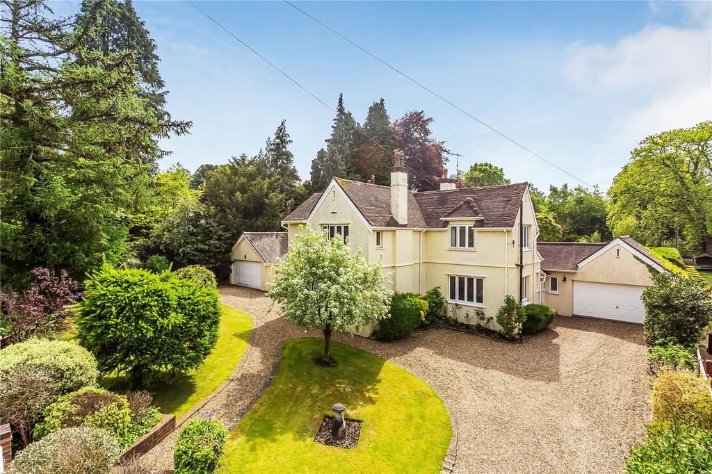 Rockfield Road, Oxted, Surrey, RH8 4 bed detached house for sale £2,450,000