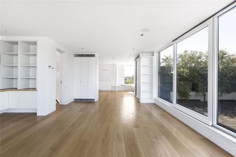 3 bedroom apartment to rent, Graham Street, London, N1