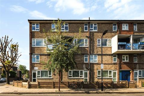 3 bedroom maisonette for sale, Morland Estate, Richmond Road, London Fields, London, E8