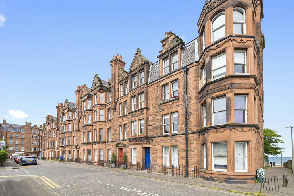 11 (1F2), Straiton Place, Edinburgh, EH15 2BA 1 bed flat for sale £