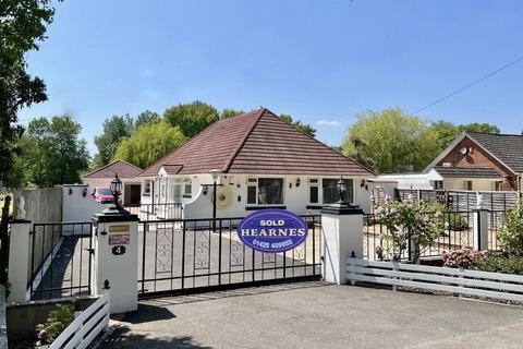4 Beech Lane, St Leonards, Ringwood, BH24 2QD