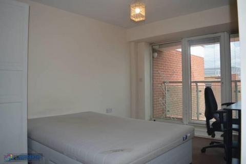 2 bedroom flat to rent, Royal Plaza, 2 Westfield Terrace, Sheffield, South Yorkshire, S1