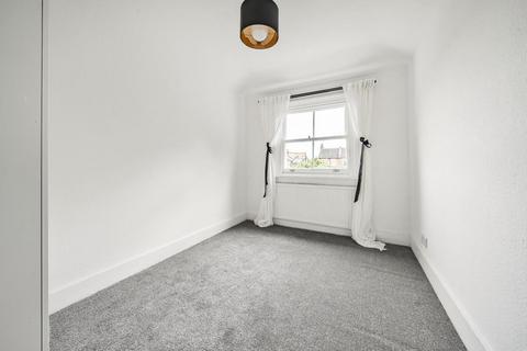 10c Rutland Park, London, SE6 4LH