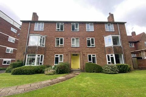 2 bedroom apartment to rent, 32 Winn Road, SOUTHAMPTON SO17