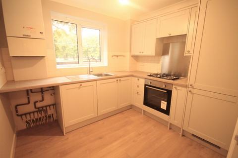 2 bedroom apartment to rent, Frensham Lane, Lindford