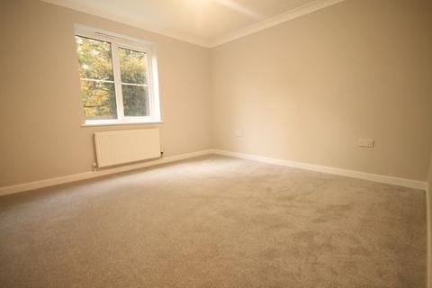 undefined, Frensham Lane, Lindford