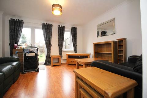 2 bedroom park home to rent, Clos Y Dolydd, Manor Chase CF38 2TG