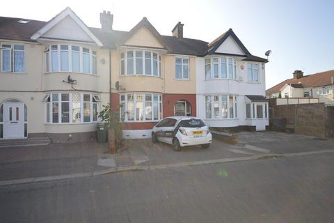 3 bedroom terraced house for sale, Meadway, Ilford