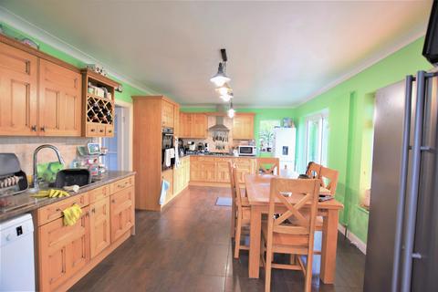 6 Abbey Close, Skegness, PE25 2HX
