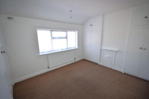 8 Beverley Grove, Skegness, PE25 3RA