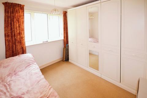 2 bedroom flat for sale - Sutton Court, Skegness PE25