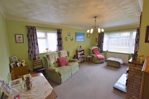 2 bedroom detached bungalow for sale - West End, Burgh Le Marsh PE24