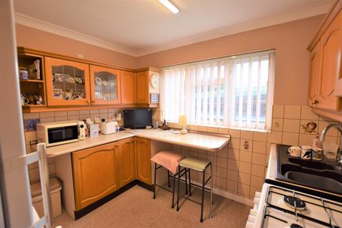 2 bedroom detached bungalow for sale, West End, Burgh Le Marsh PE24