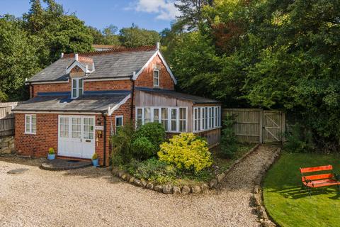 6 bedroom detached house for sale, Cleeve Hill, Cheltenham, Gloucestershire, GL52