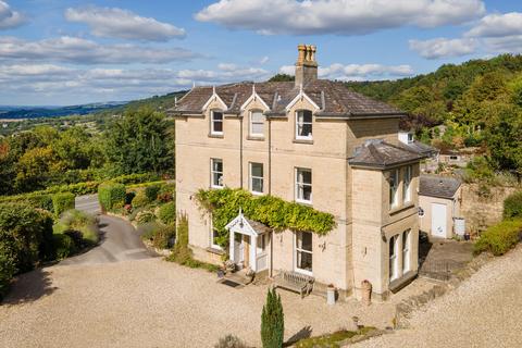 undefined, Cleeve Hill, Cheltenham, Gloucestershire, GL52