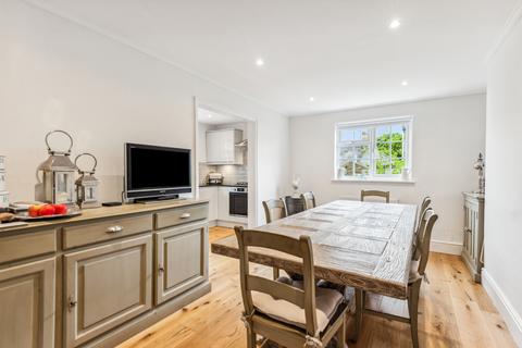 3 bedroom maisonette for sale, Lawn Crescent, Kew, Richmond, Surrey