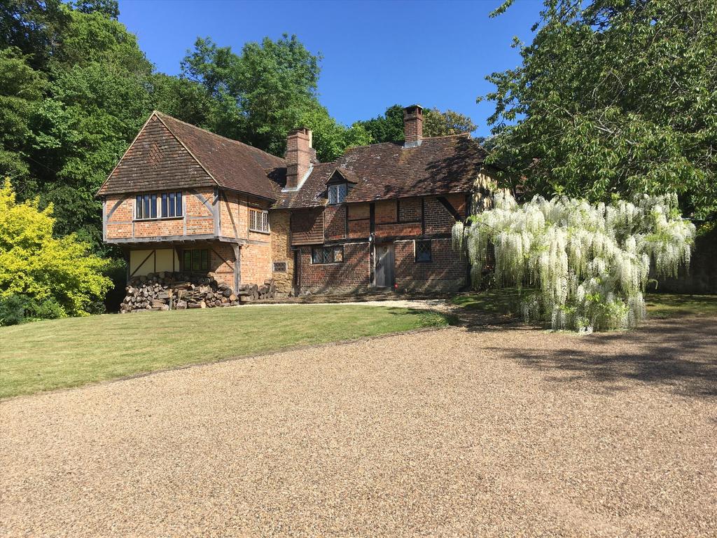 Lower Eashing, Godalming, Surrey, GU7 5 bed detached house for sale £1,750,000