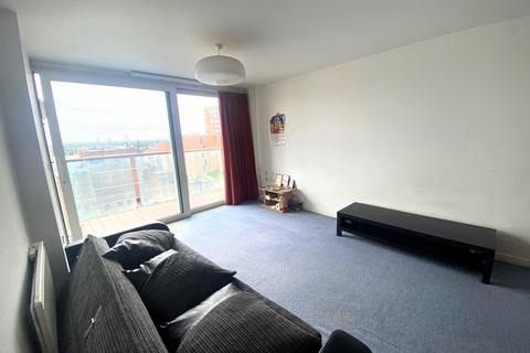 2 bedroom flat for sale, Hounslow, TW3