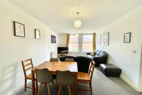 2 bedroom flat for sale, Blagrove House, SN1 3DX
