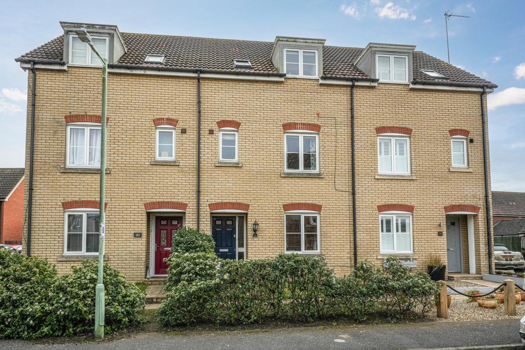 A Well Presented Four Bedroom, Three Storey Townh