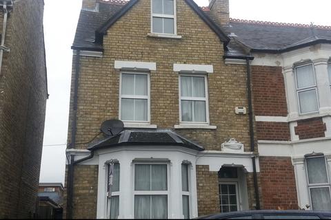 6 bedroom end of terrace house to rent, Divinity Road, Oxford, Oxfordshire, OX4