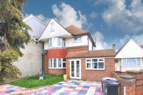 3 Roseheath Road, Hounslow, TW4 5HH