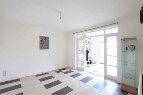 3 Roseheath Road, Hounslow, TW4 5HH