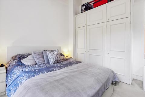 2 bedroom flat for sale - Chelsham Road, Clapham, London, SW4