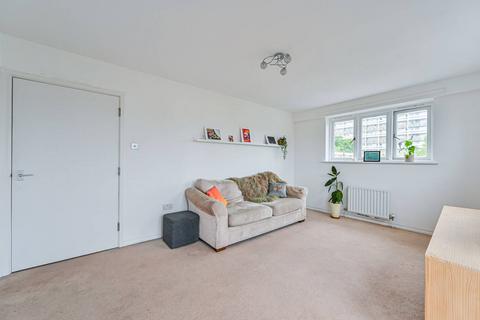 1 bedroom flat for sale - Styles Gardens, Brixton, London, SW9