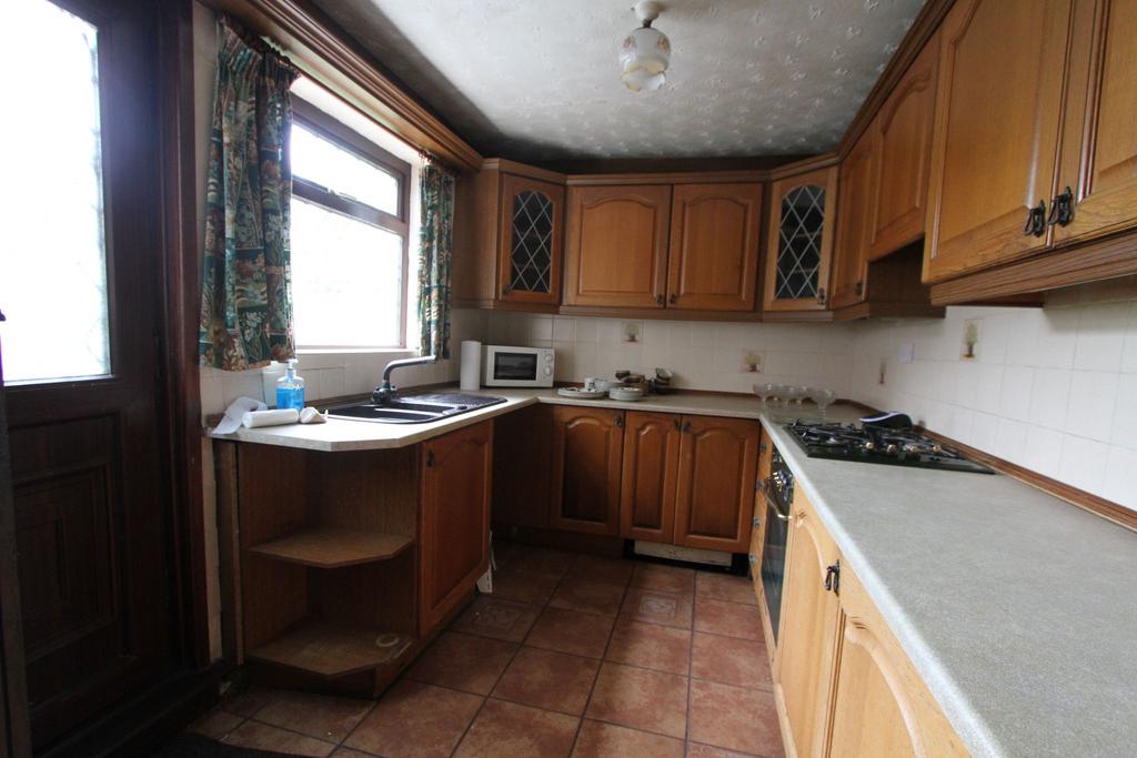 Downall Green Road, AshtoninMakerfield, Wigan, WN4 0DW 2 bed terraced