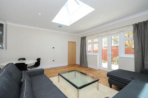 2 bedroom flat to rent - St. Cuthberts Road Kilburn NW2