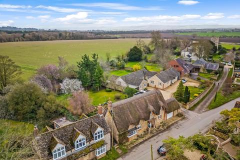 3 bedroom detached house for sale, The Holloway Road, Great Coxwell, Faringdon, SN7
