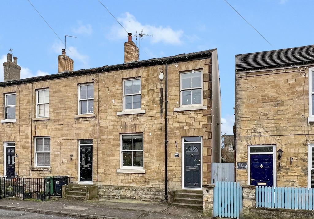 Boston Spa, Grove Road, Wetherby, LS23 3 bed terraced house for sale