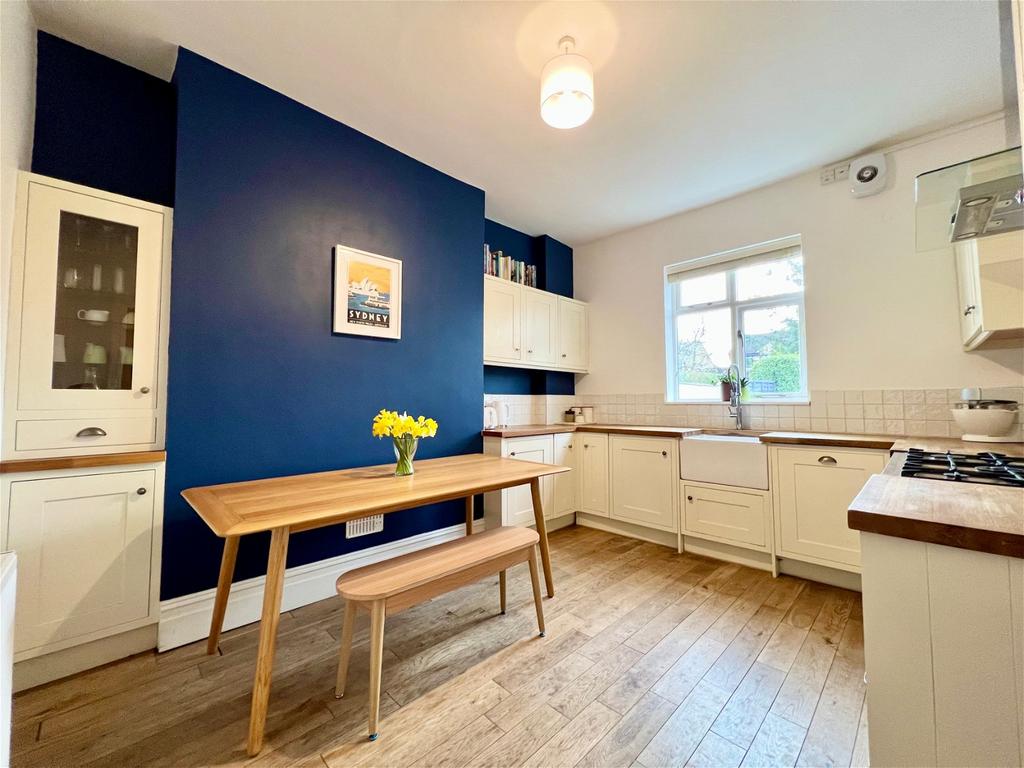 Boston Spa, Grove Road, Wetherby, LS23 3 bed terraced house for sale