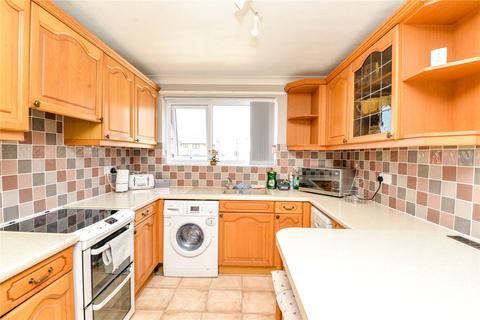 2 bedroom apartment for sale, Westminster Court, Marine Drive, Barton on Sea, Hampshire, BH25