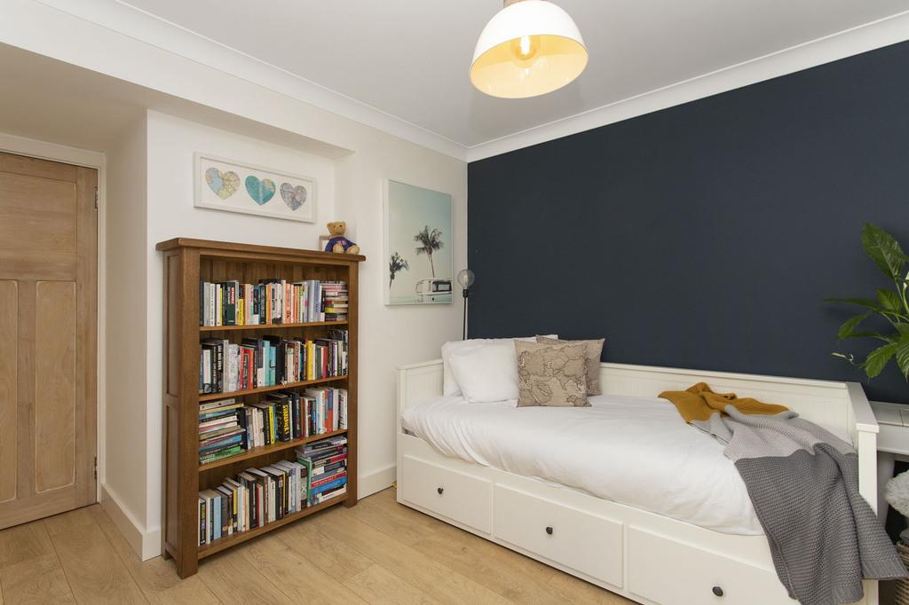 Downstairs Bed 4