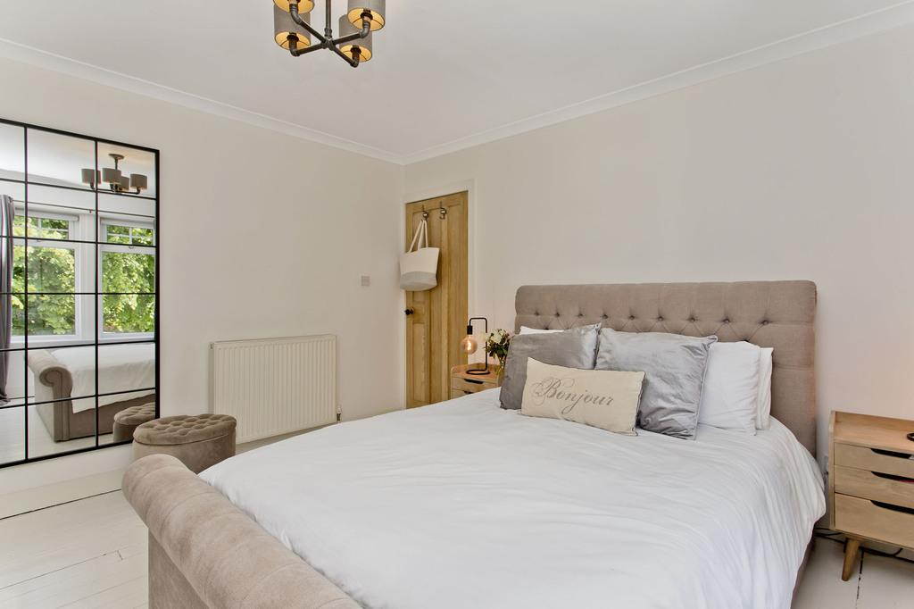 Bed 1