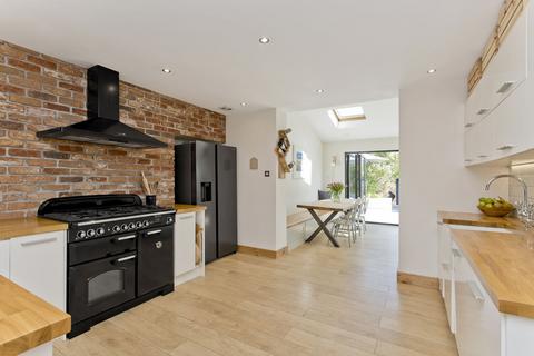 8 Tramore Crescent, Prestwick, KA9 1LT
