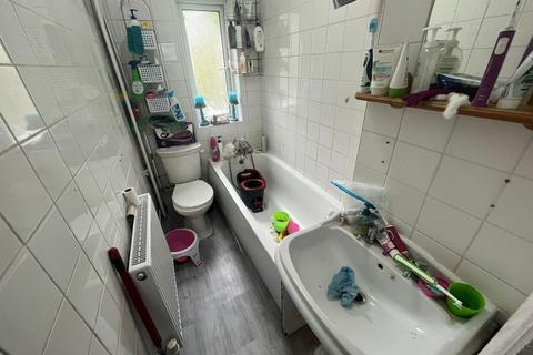 17 Greenmoor Road, Enfield, EN3 7HJ