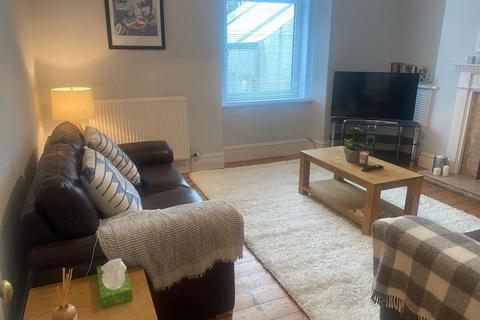 2 bedroom flat to rent, Holland Street, City Centre, Aberdeen, AB25